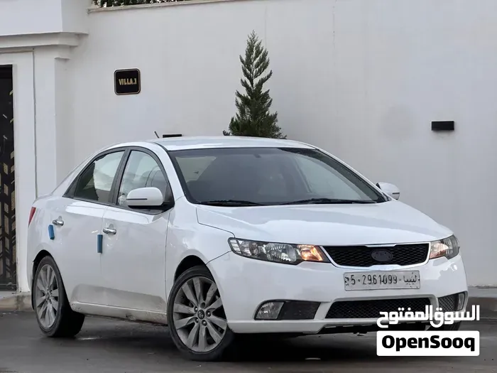 Kia Forte 2012 photo 3