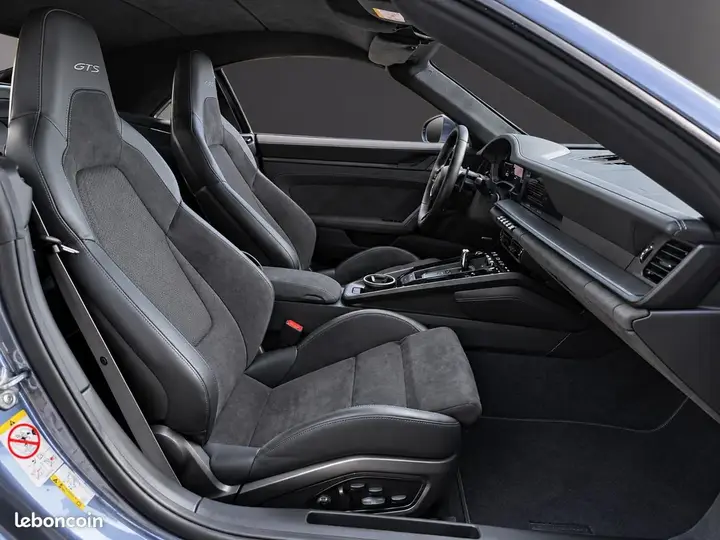Porsche 911 2024 photo 4