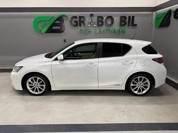 Lexus Ct200H 2011 photo 2