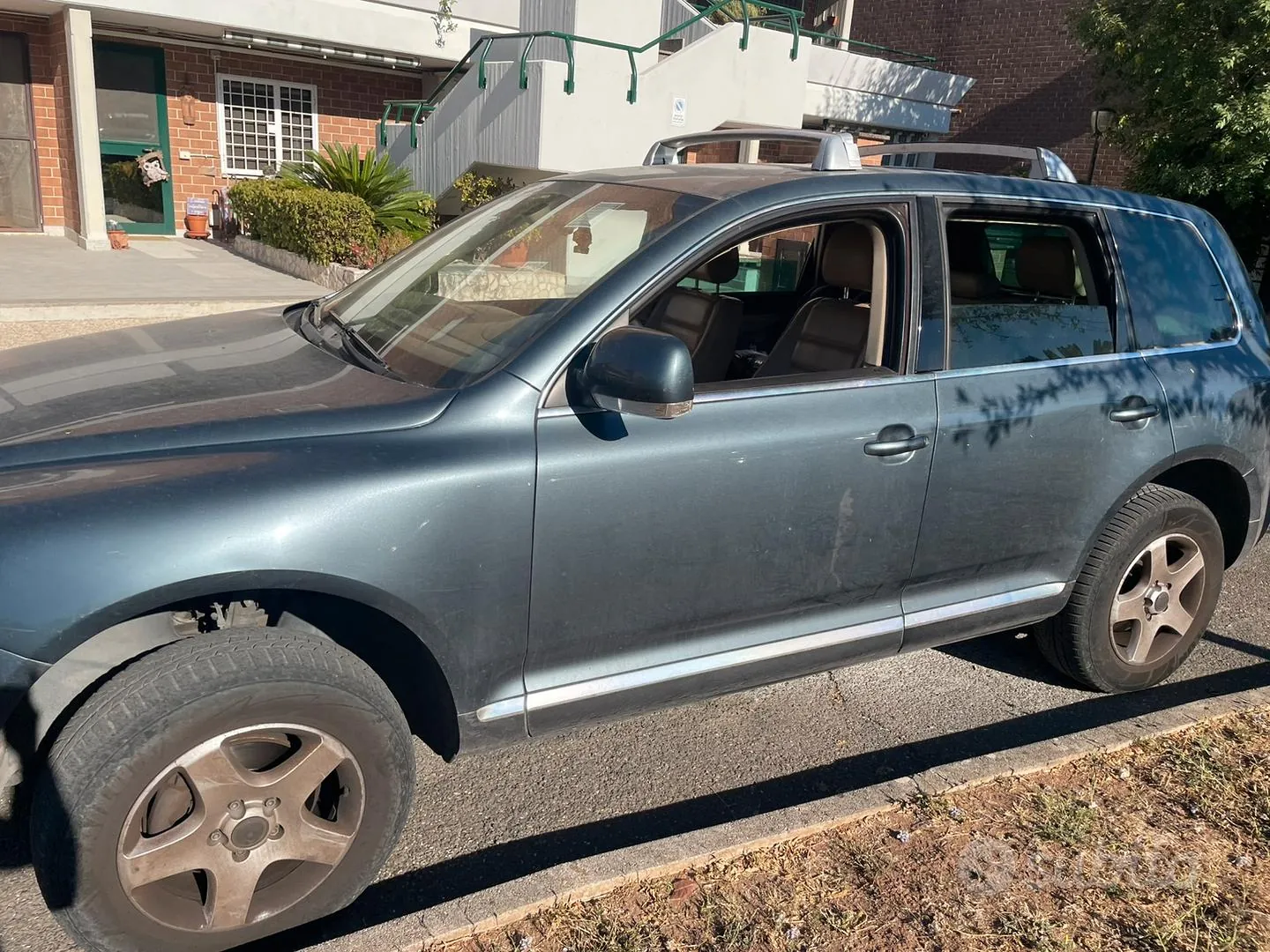 Volkswagen Touareg 2004 photo 2
