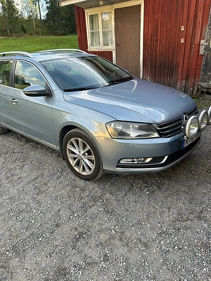 Volkswagen Passat 2011 photo 5