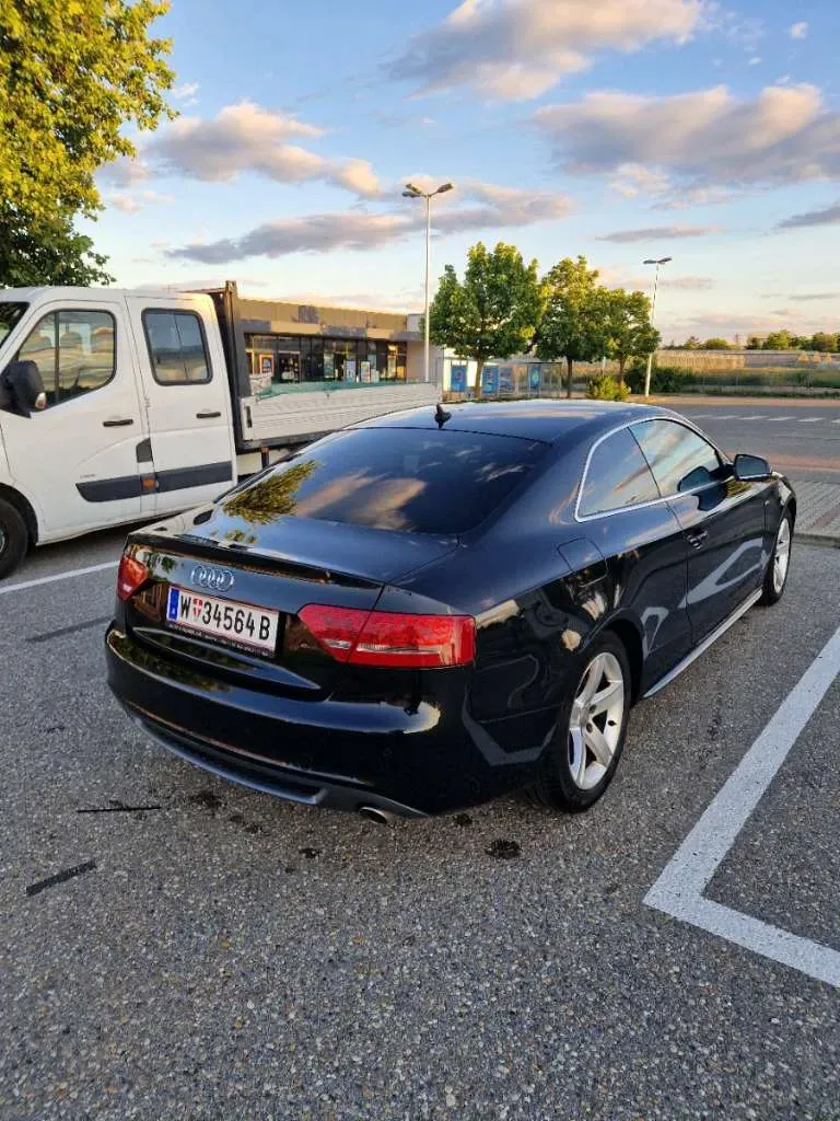Audi A5 2011 photo 3