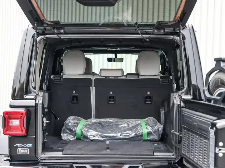 Jeep Wrangler 2023 photo 4