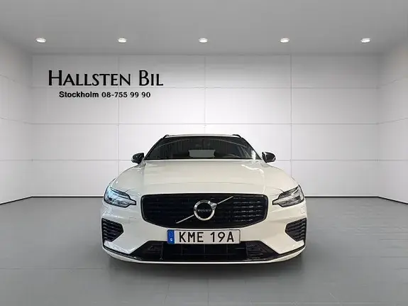 Volvo V60 2022 photo 3