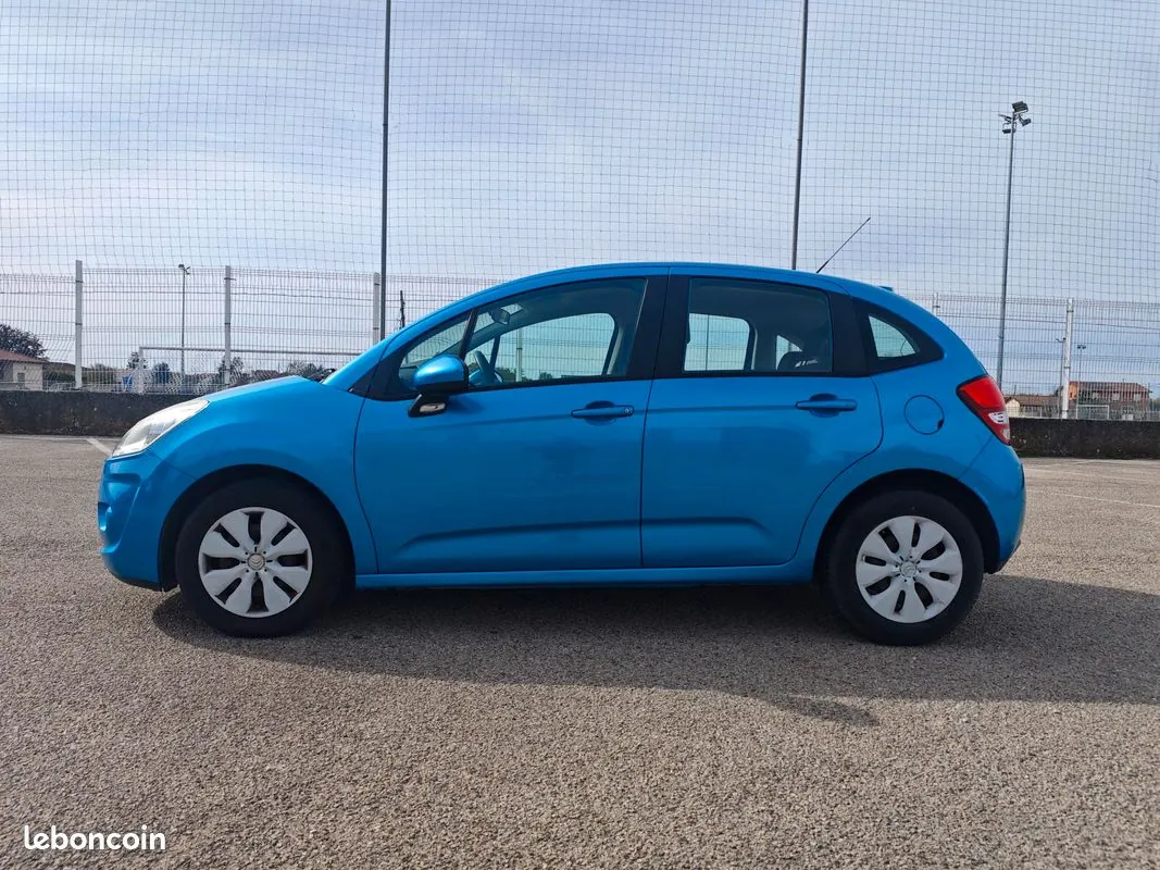 Citroen C3 2012 photo 2