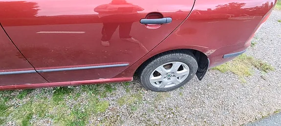 Skoda Fabia 2008 photo 4
