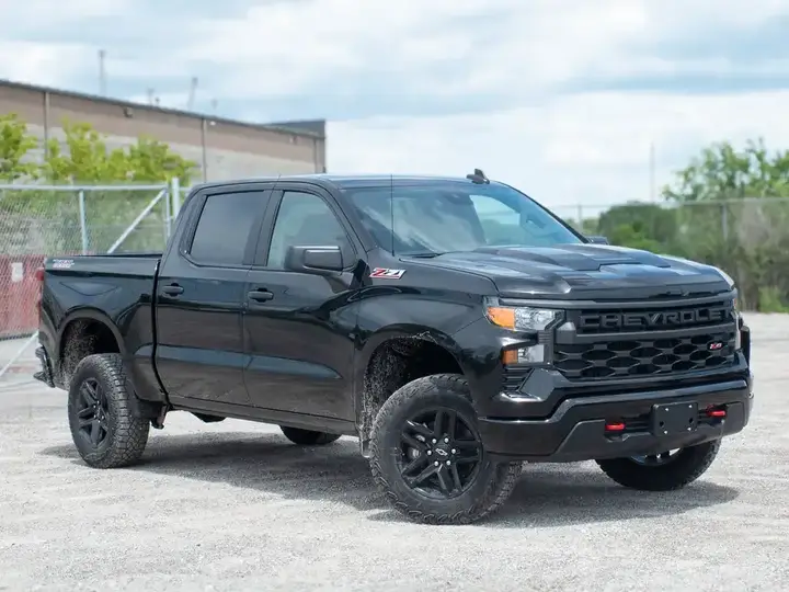 Chevrolet Silverado 1500 2026 photo 2