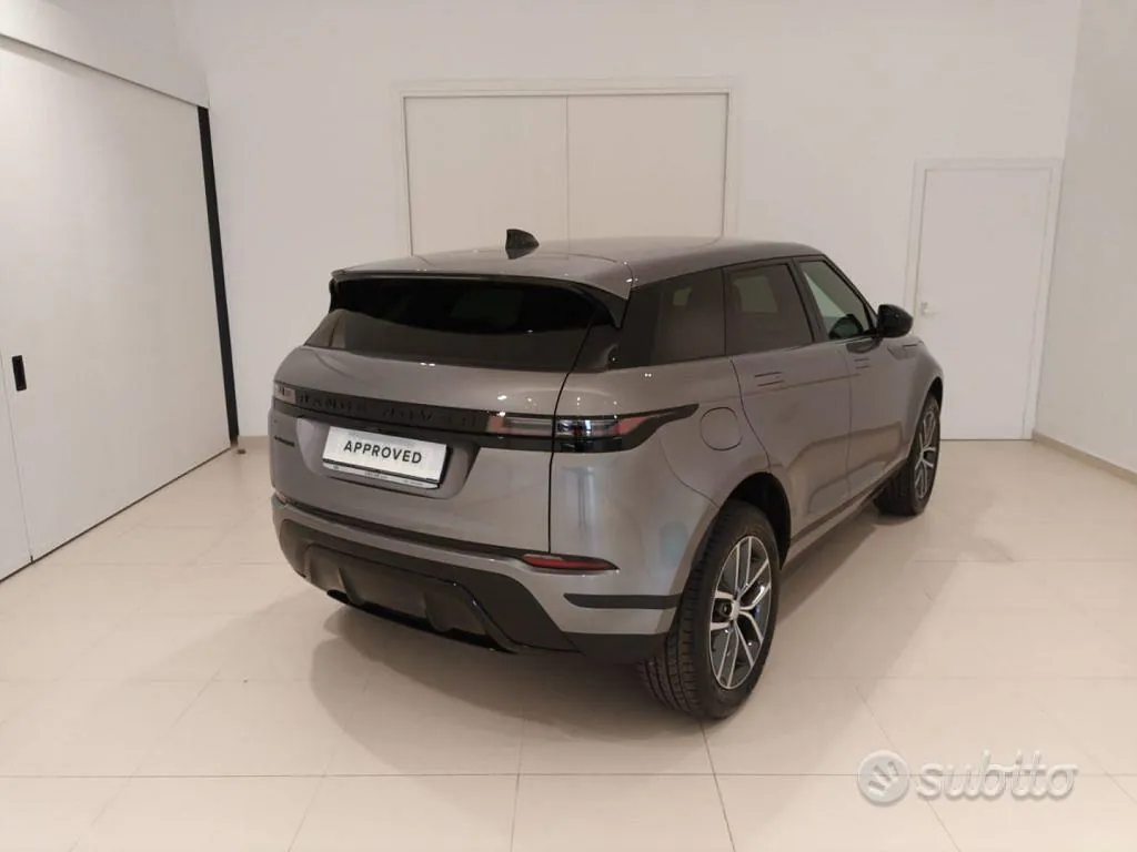 Land Rover Range Rover Evoque 2025 photo 2