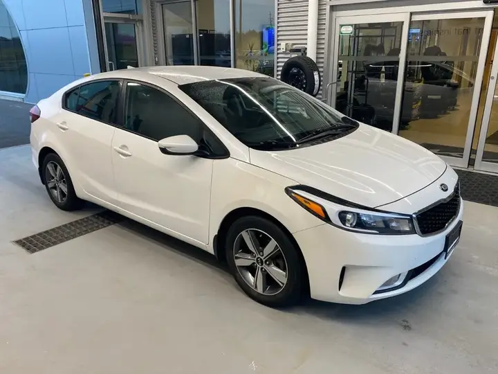Kia Forte 2018 photo 3