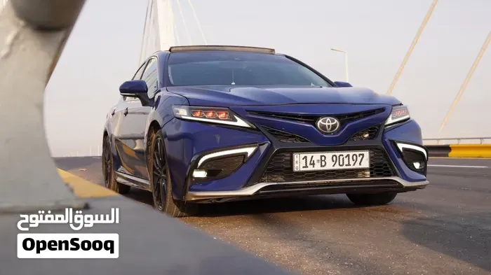 Toyota Camry 2023 photo 2