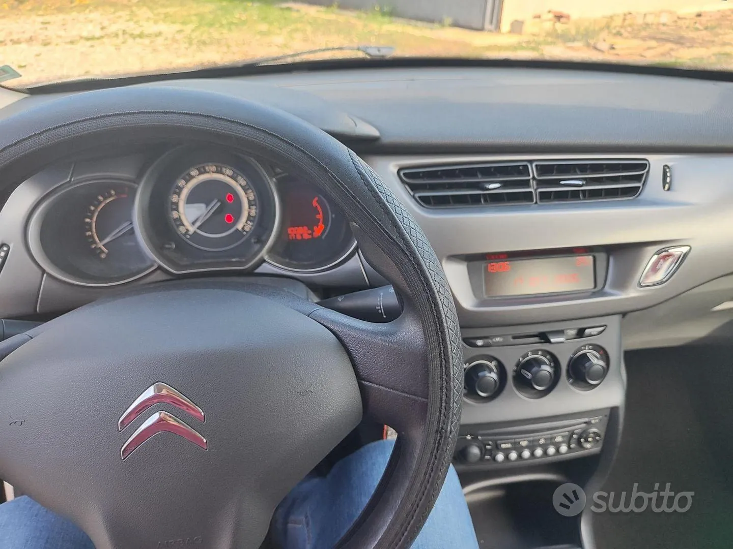 Citroen C3 2014 photo 2