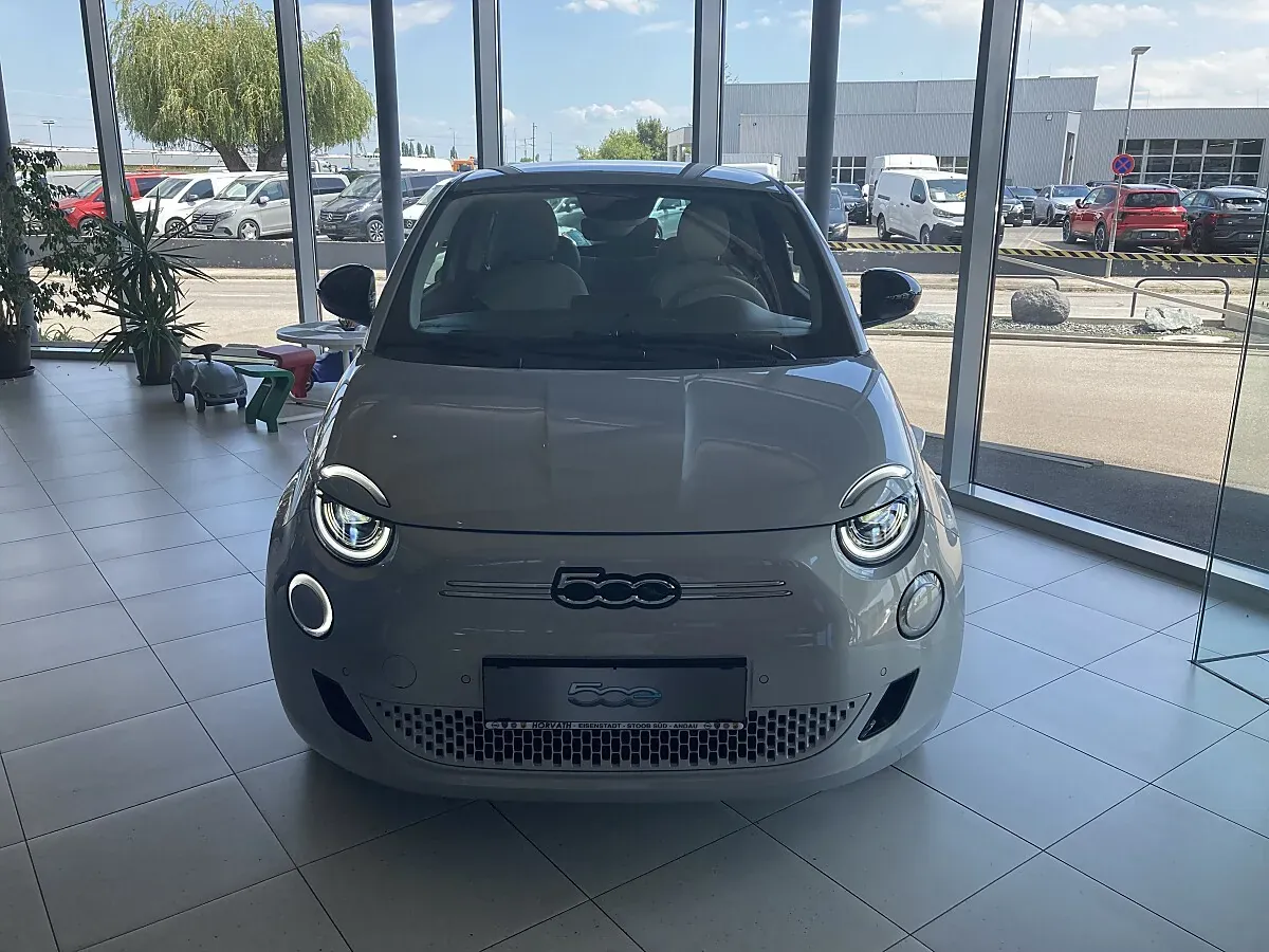 Fiat 500E 2026 photo 2