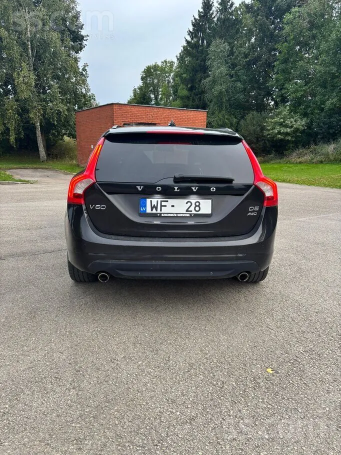 Volvo V60 2012 photo 4