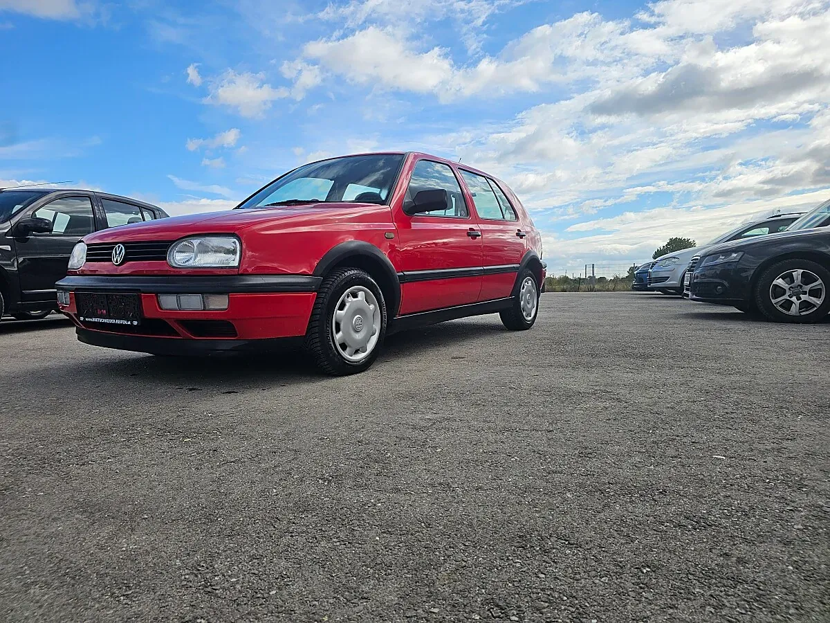 Volkswagen Golf 1996 photo 2