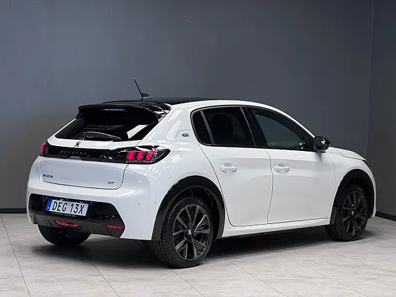Peugeot E-208 2023 photo 2
