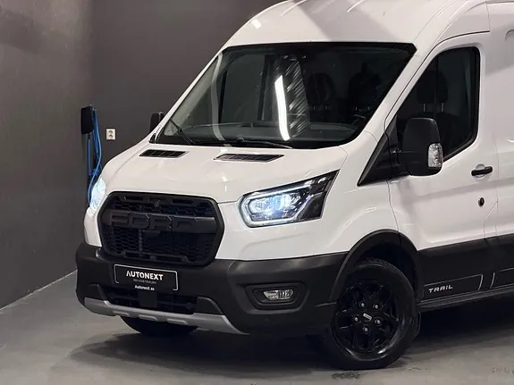 Ford Transit 2022 photo 2