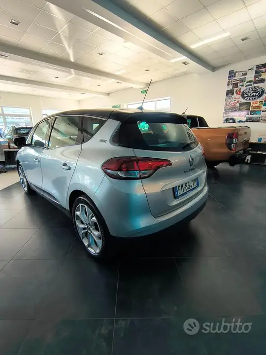 Renault Scenic 2018 photo 5