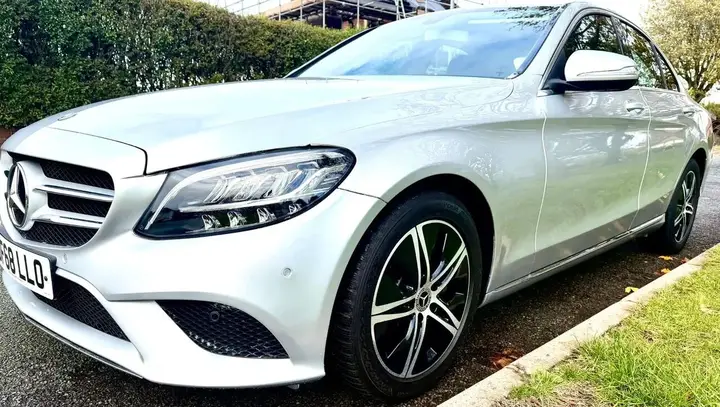 Mercedes-Benz C-Class 2018 photo 4