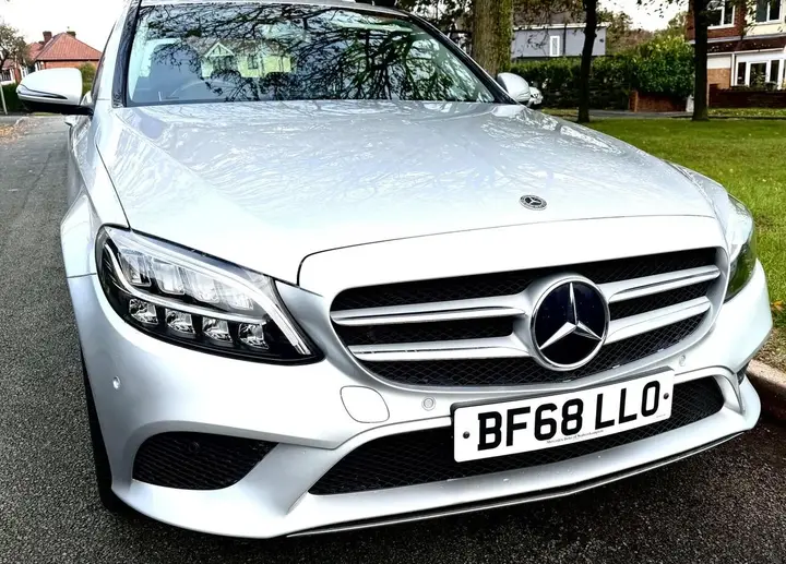 Mercedes-Benz C-Class 2018 photo 5