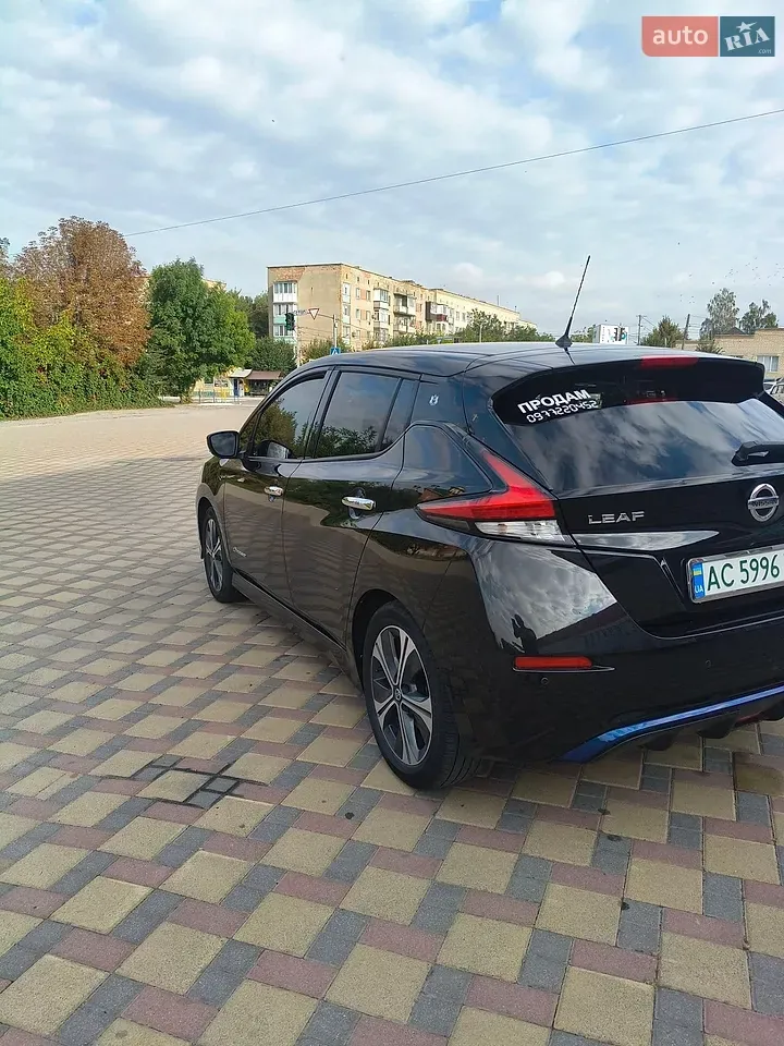 Nissan Leaf 2018 photo 4