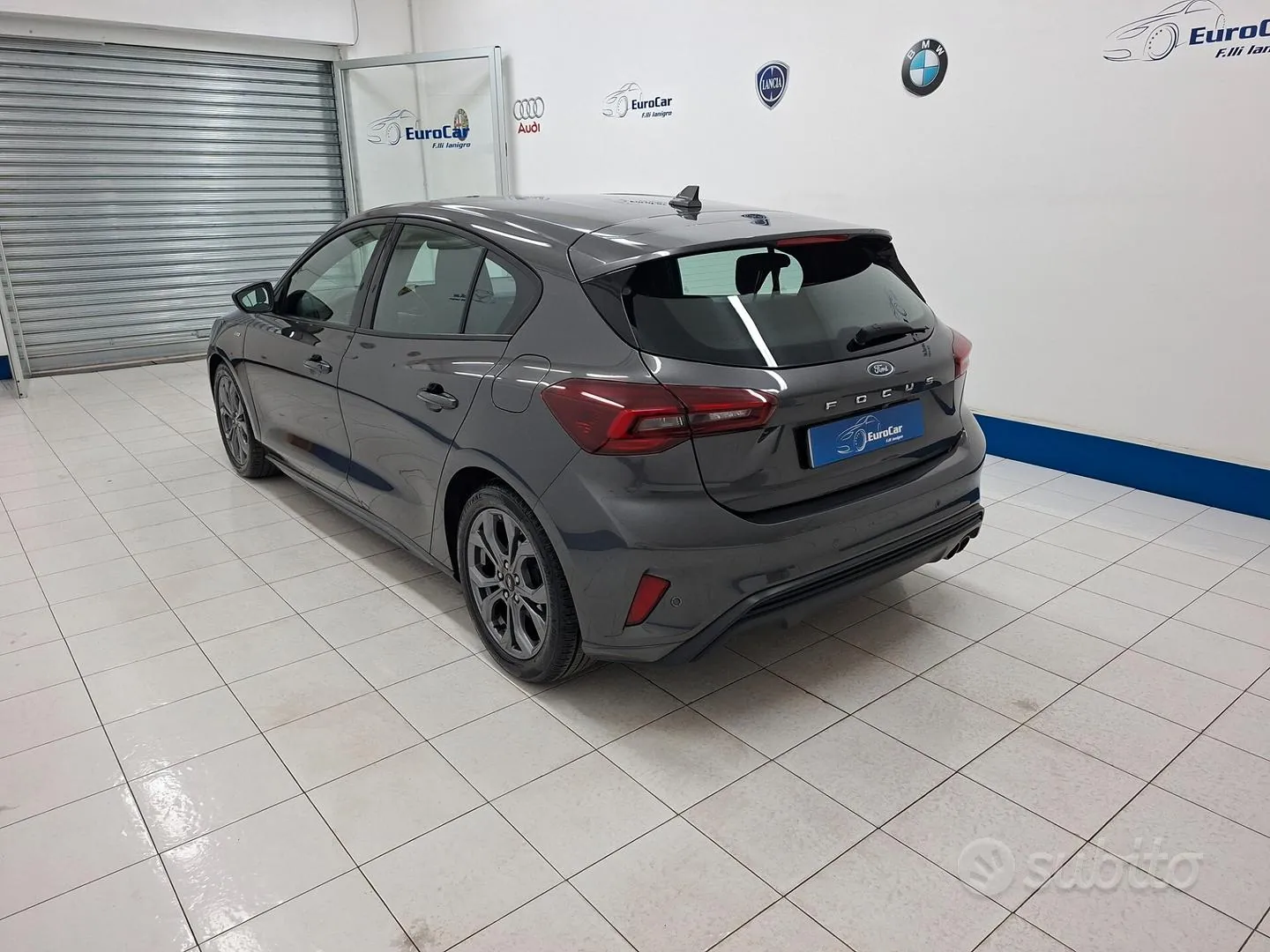 Ford Focus 2022 photo 2
