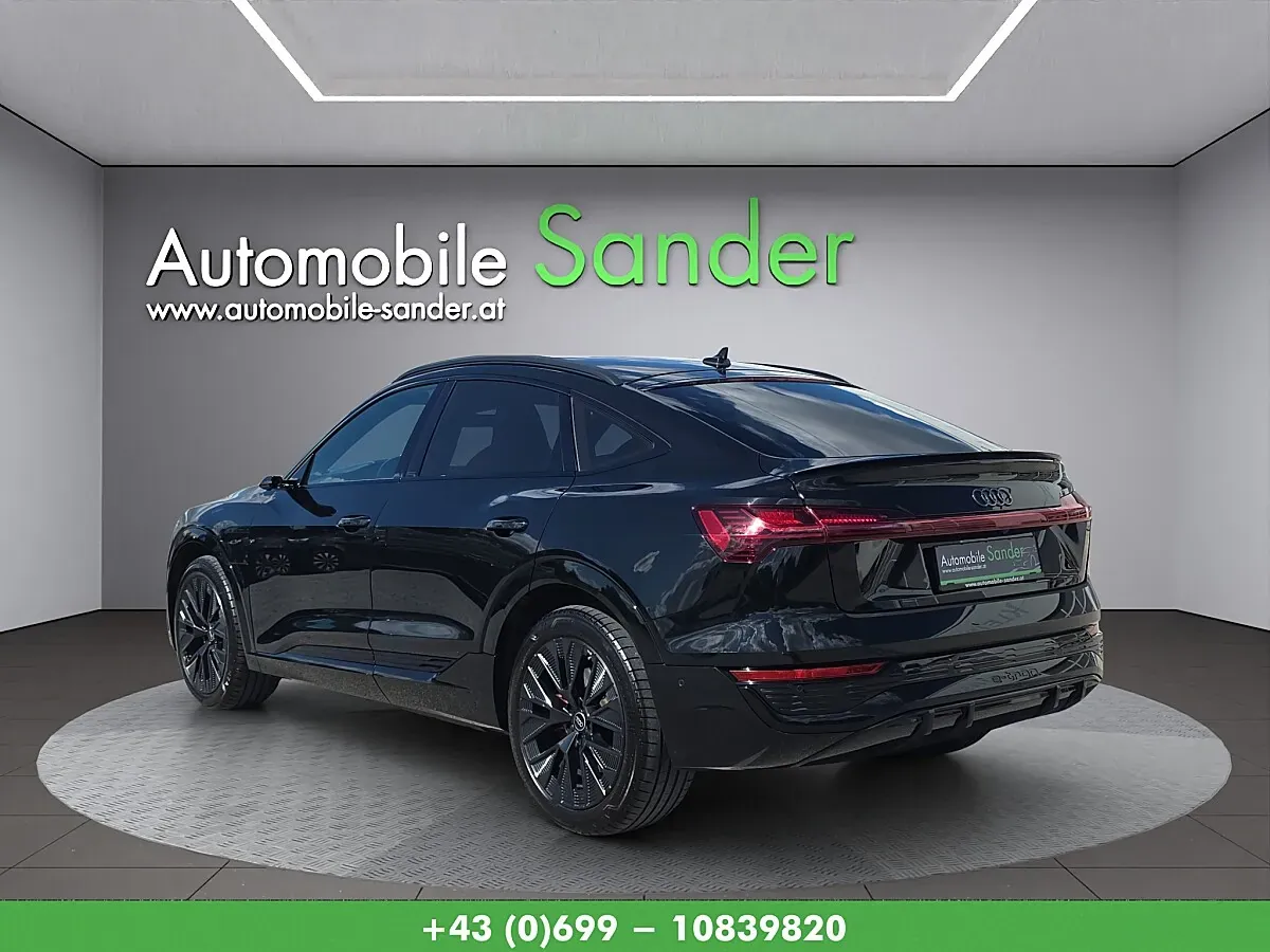 Audi Q8 2023 photo 3