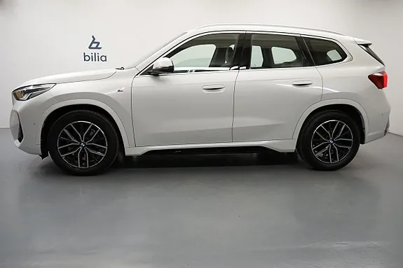 BMW X1 2024 photo 2