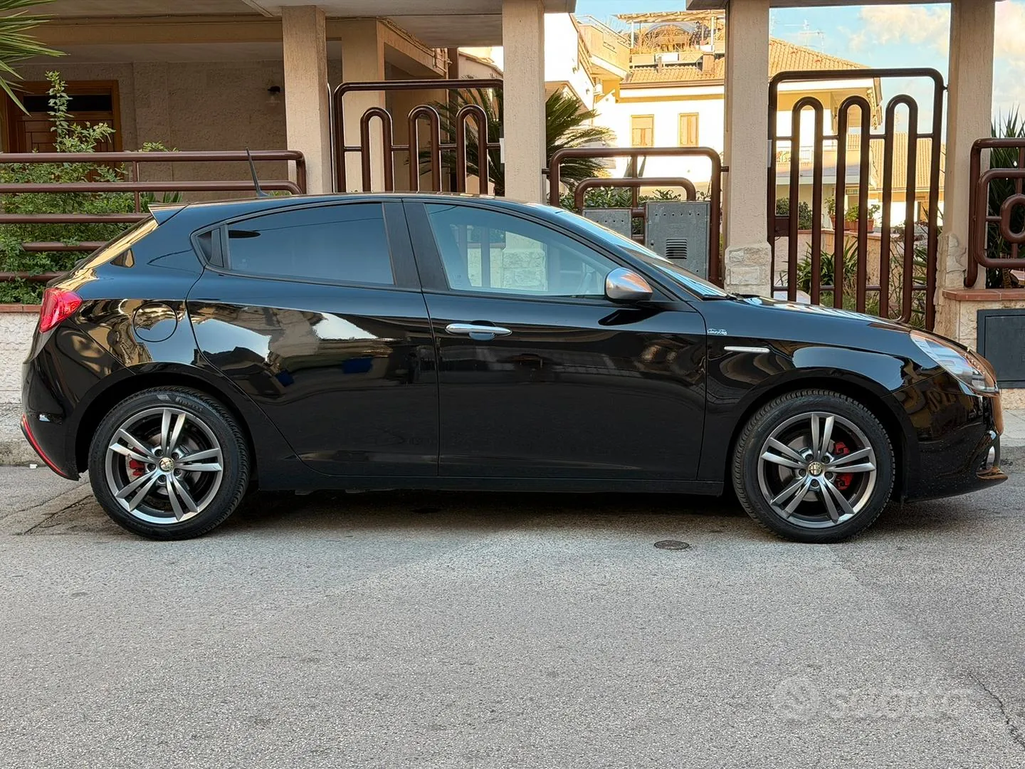 Alfa Romeo Giulietta 2015 photo 2