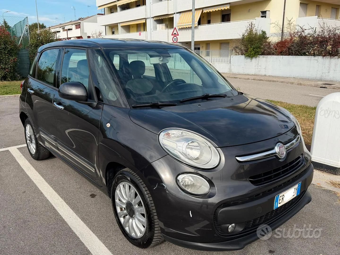 Fiat 500L 2013 photo 2
