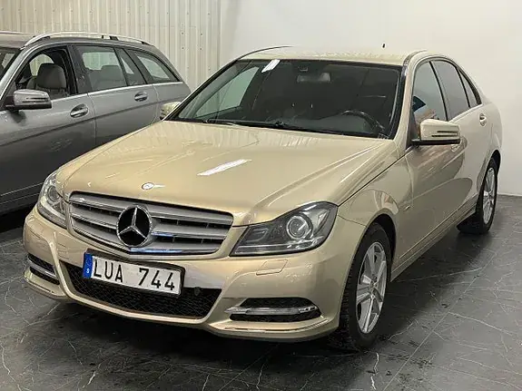 Mercedes-Benz C 220 2012 photo 3