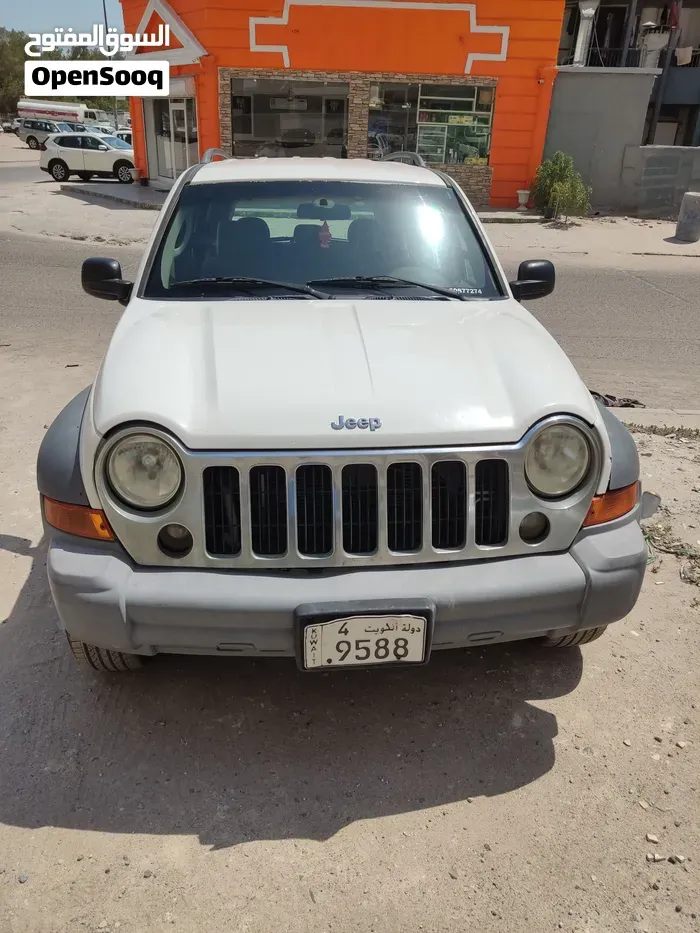 Jeep Cherokee 2003 photo 4