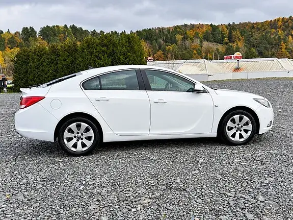 Opel Insignia 2010 photo 3