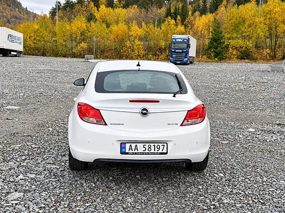 Opel Insignia 2010 photo 5