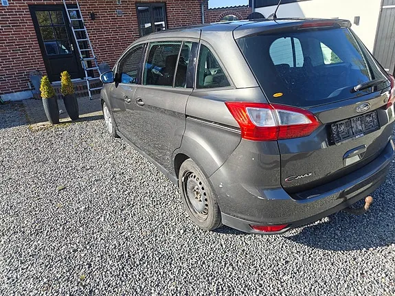 Ford Grand C-Max 2015 photo 4