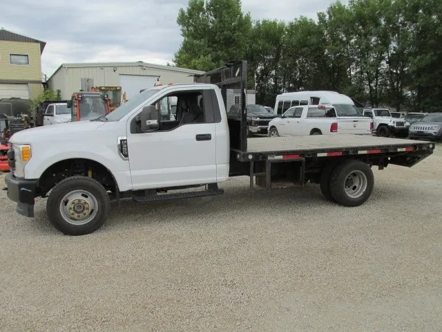 Ford Super Duty F-350 2017 photo 5