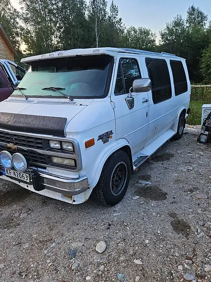 Chevrolet G30