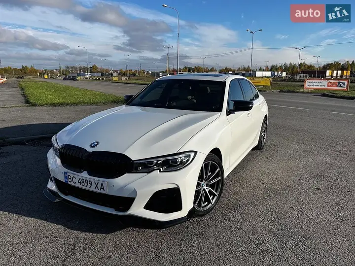 BMW 3 Series 2019 photo 4