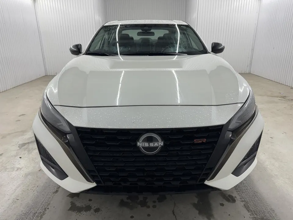 Nissan Altima 2023 photo 3