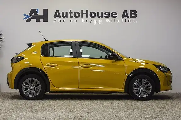 Peugeot E-208 2021 photo 3