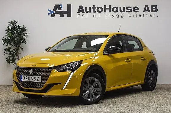 Peugeot E-208