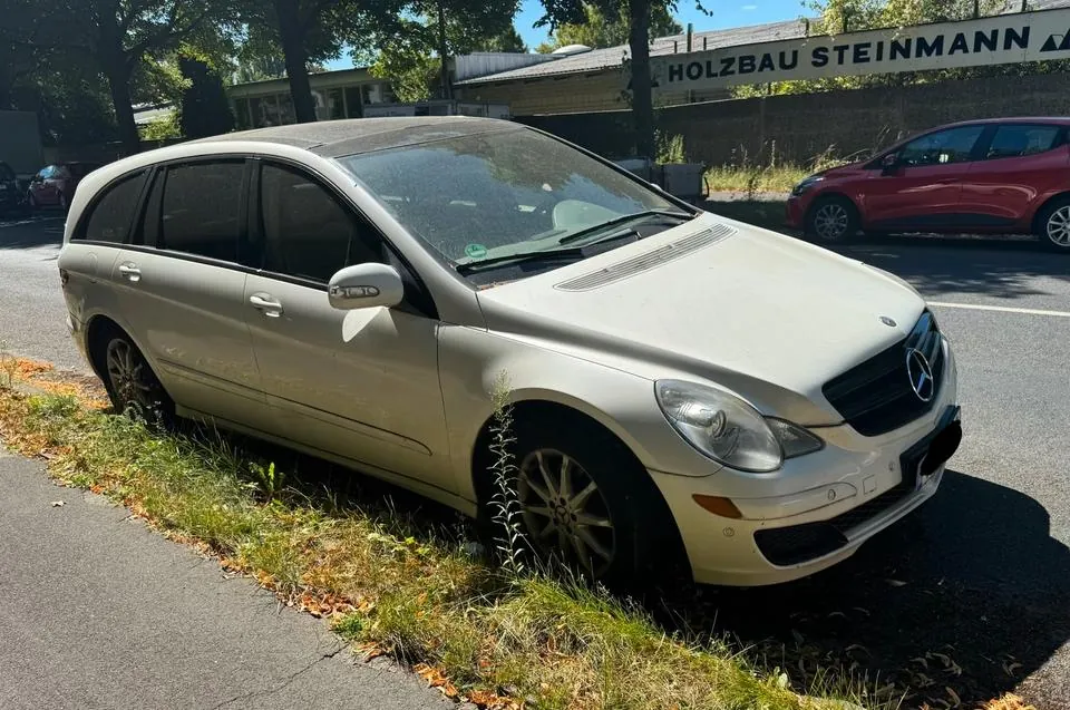 Mercedes-Benz R-Class