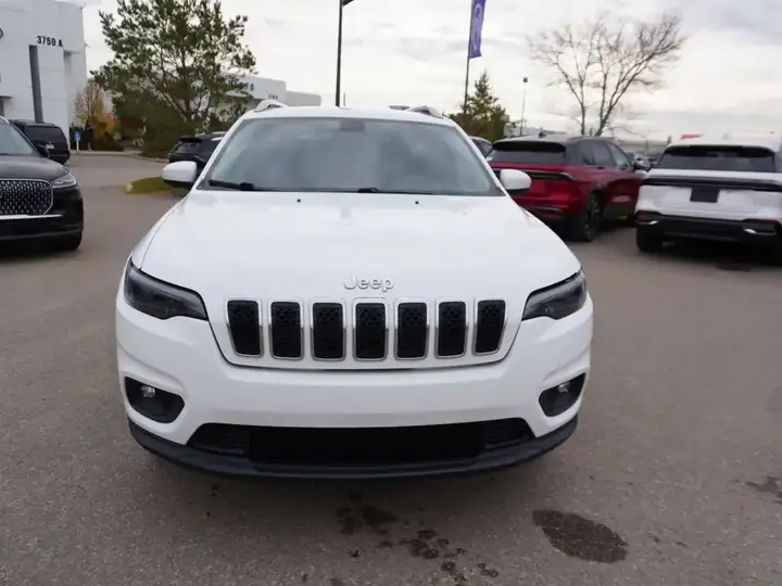 Jeep Cherokee 2019 photo 2