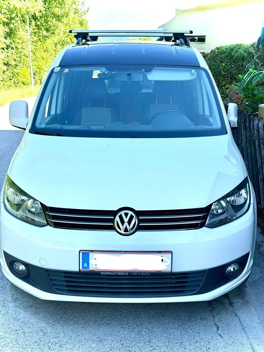 Volkswagen Caddy 2013 photo 2