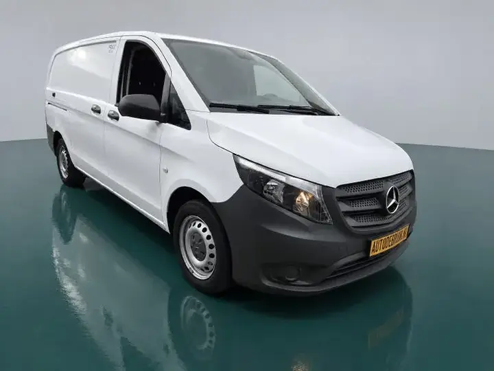 Mercedes-Benz Vito 2022 photo 3