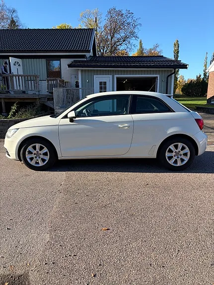 Audi A1 2011 photo 5