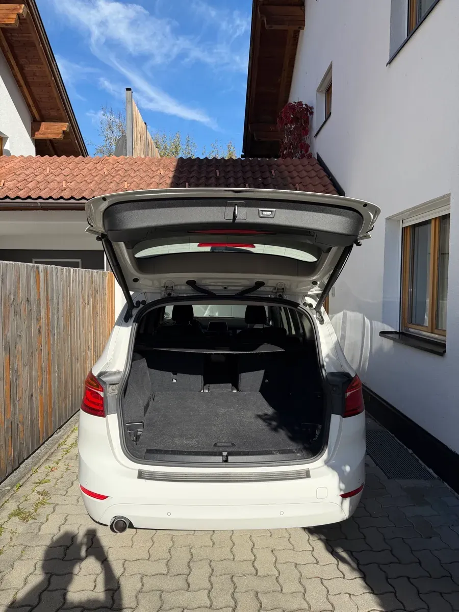 BMW 2 Series 2017 photo 2