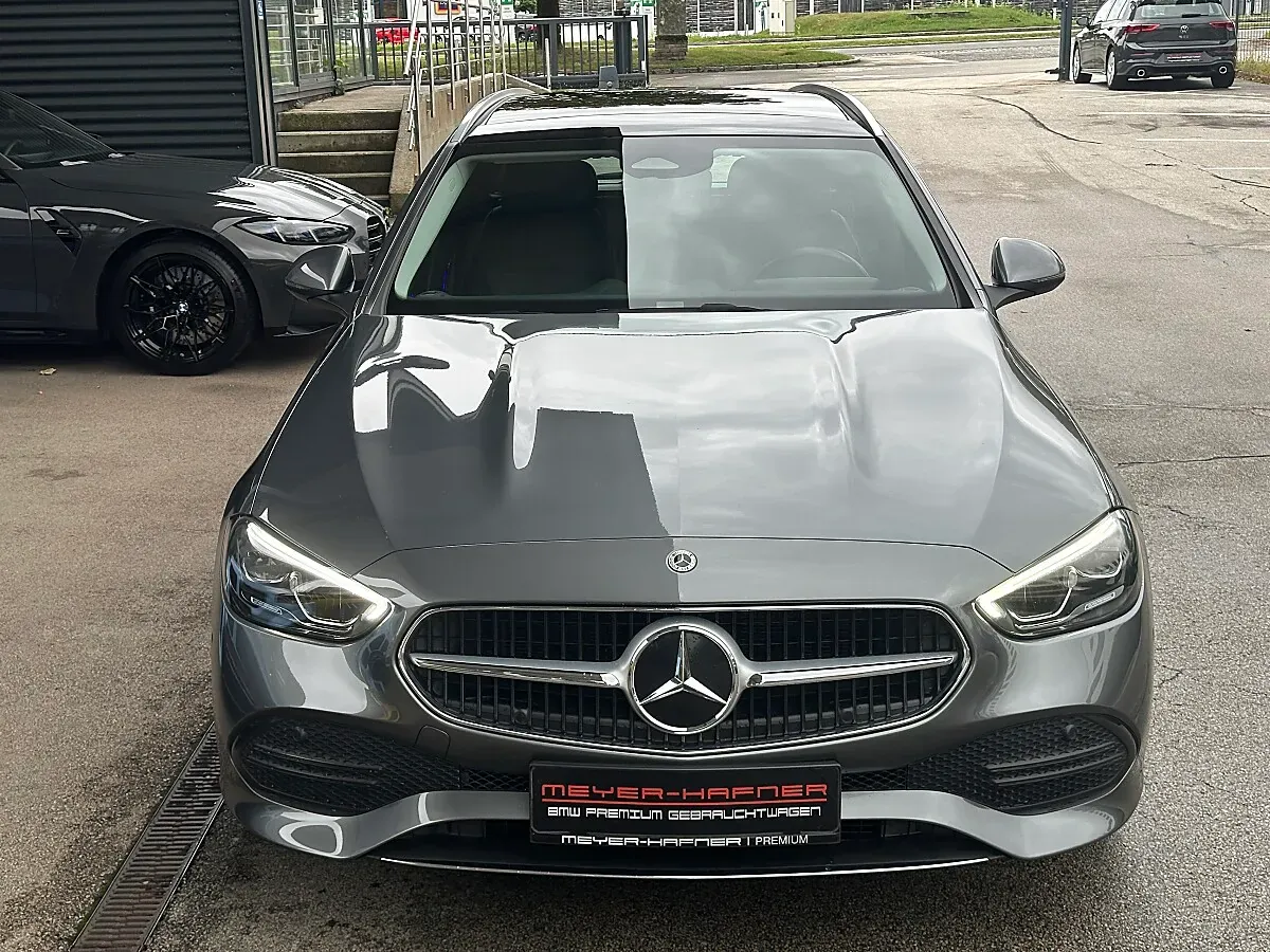 Mercedes-Benz C-Class 2022 photo 3