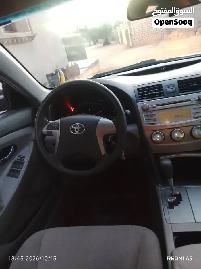 Toyota Camry 2010 photo 2