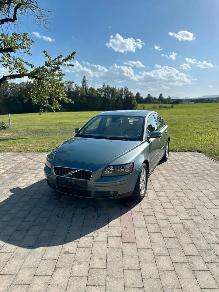 Volvo S40