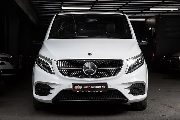 Mercedes-Benz V300 D 2022 photo 3